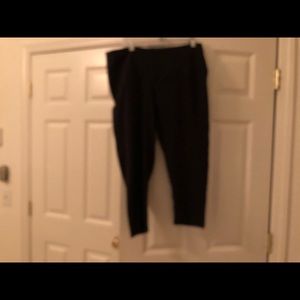 Nike Dri Fit capri...size 2X...good condition